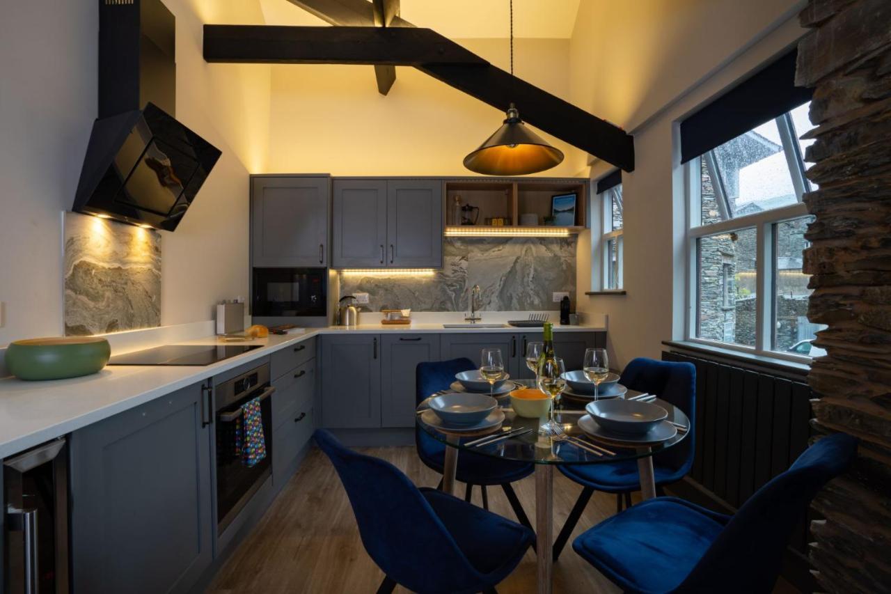 Spacious - Contemporary 2Br Apartment - Central Ambleside - Parking Exteriér fotografie