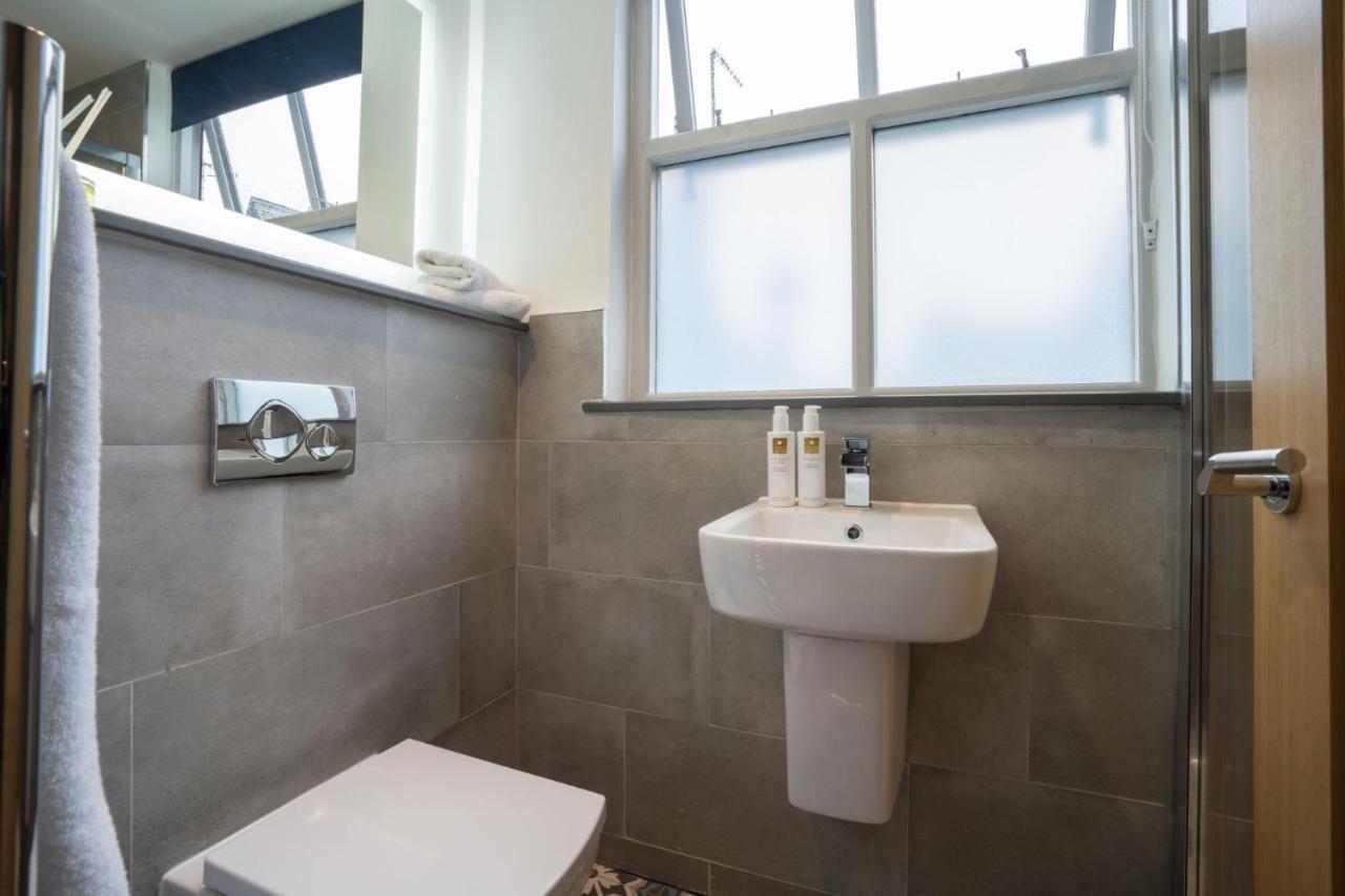 Spacious - Contemporary 2Br Apartment - Central Ambleside - Parking Exteriér fotografie